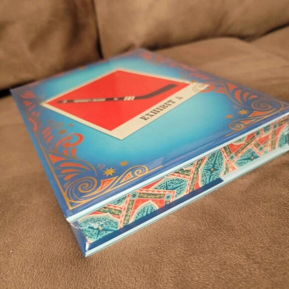 **NEW & SEALED** The Dead Guy Next Door by Lucy Score, Bookish Box Darkly - Picture 4 of 11